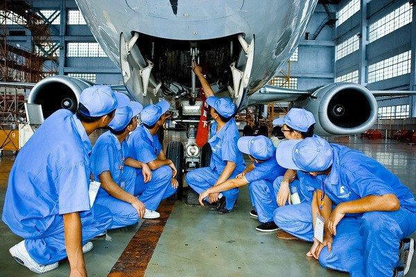 貴州機械職業(yè)技術(shù)學校飛機機電設(shè)備維修專業(yè)